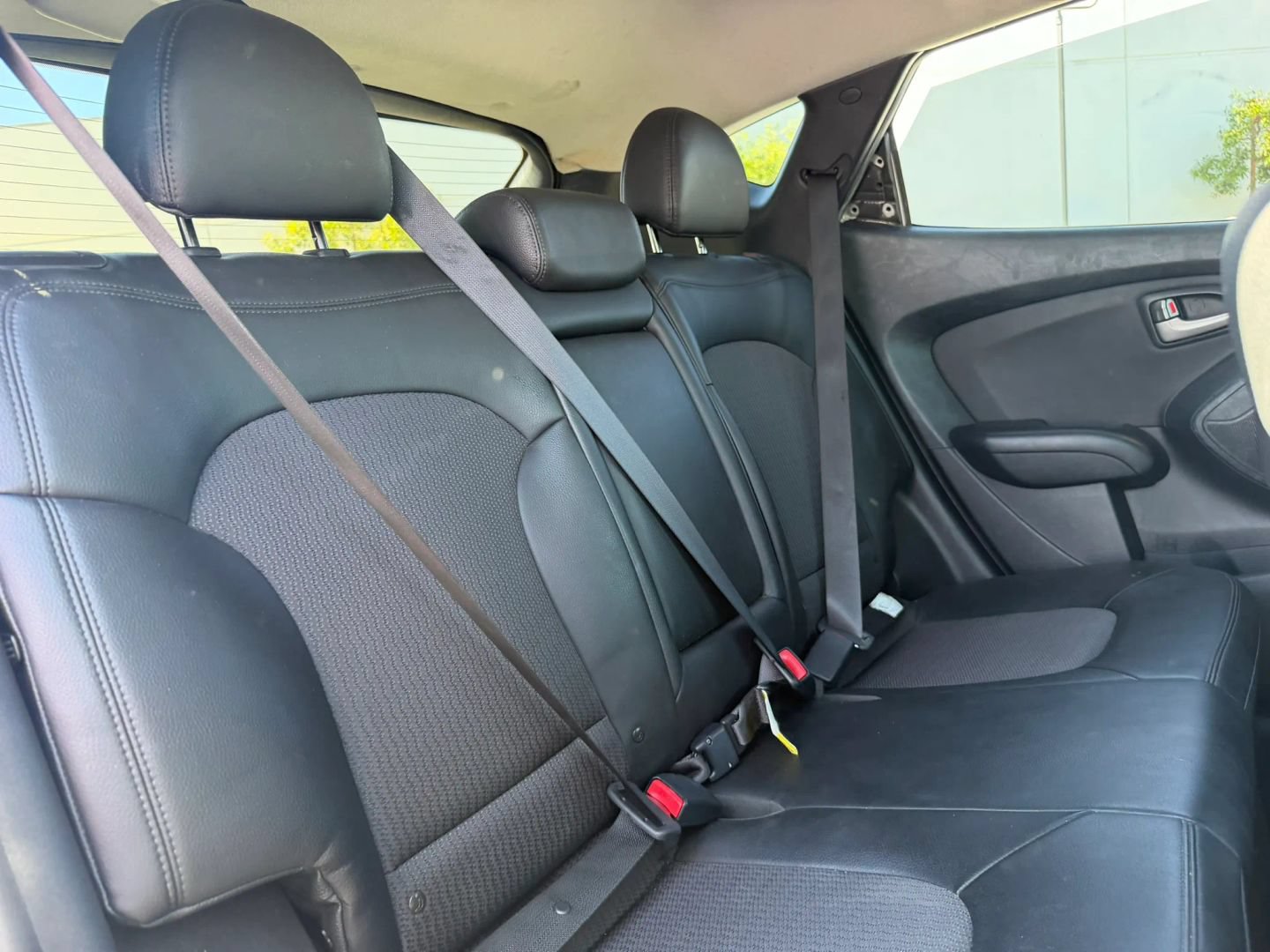 Used 2012 Hyundai Tucson GLS FWD image 18