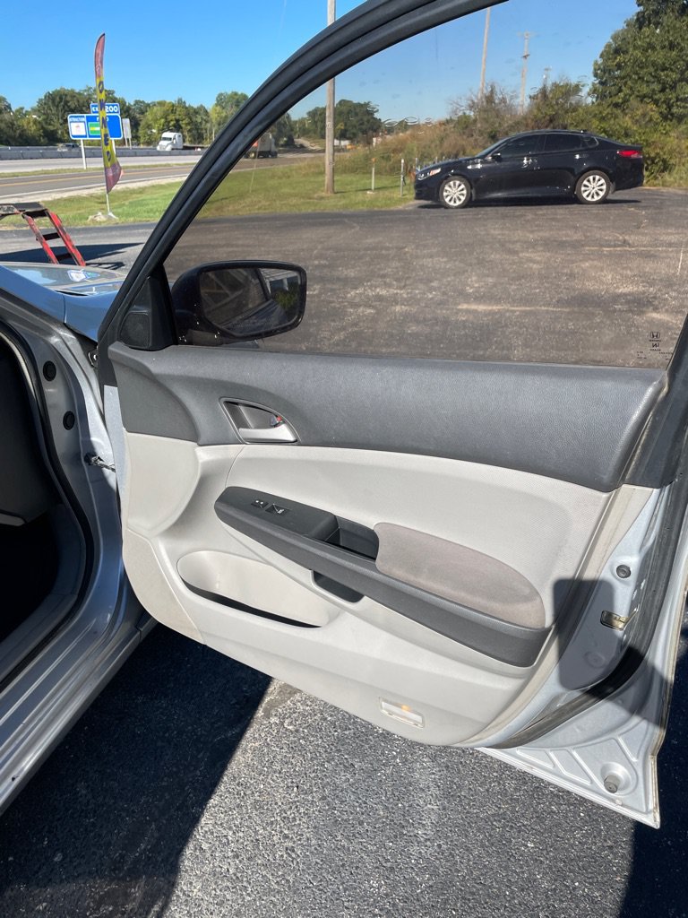 Used 2009 Honda Accord LX-P image 21