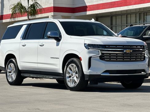 Used 2023 Chevrolet Suburban Premier AWD/4WD image 8