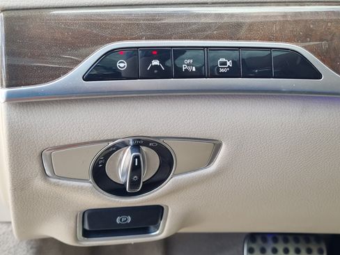 Used 2015 Mercedes-Benz S 550 4MATIC Sedan image 28