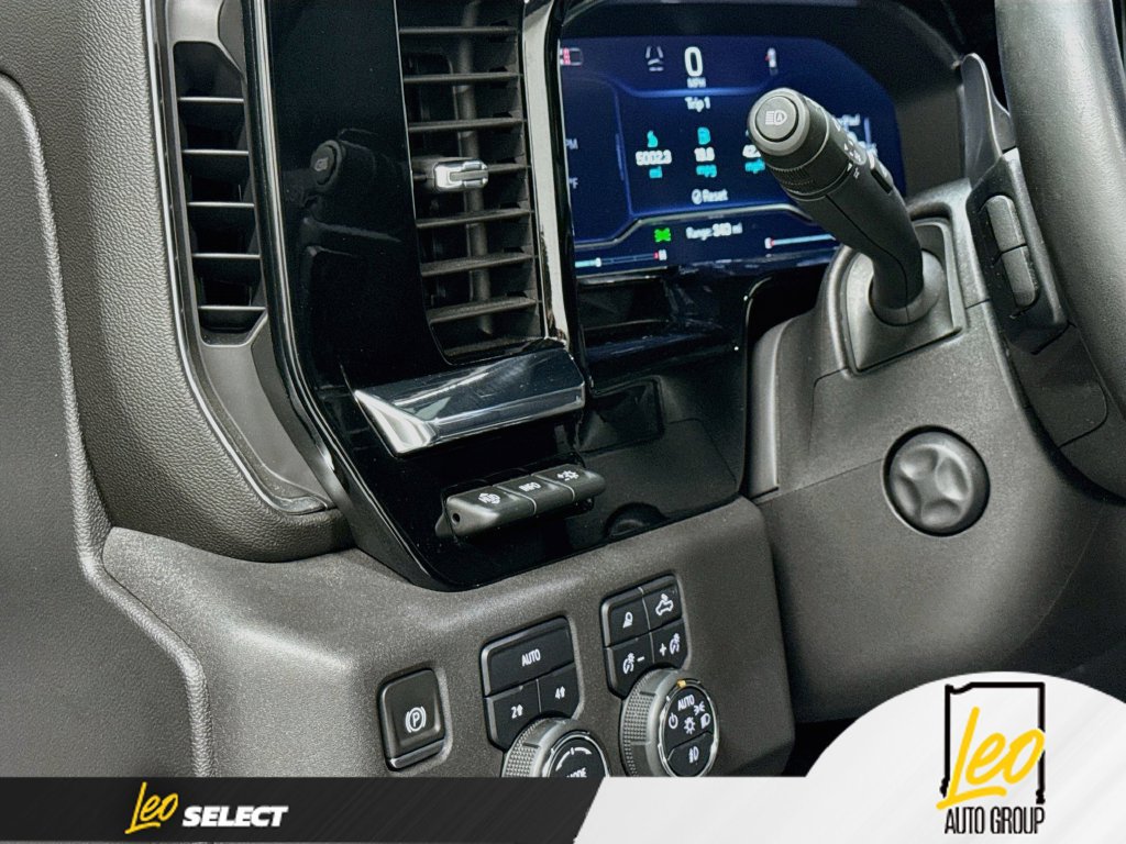 Used 2024 Chevrolet Silverado 1500 LTZ w/ Technology Package AWD/4WD image 13