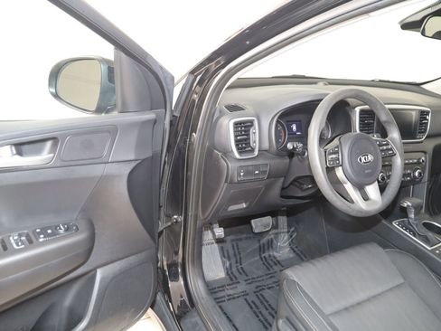 Used 2020 Kia Sportage LX AWD/4WD image 41