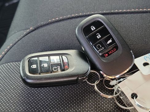 Used 2024 Honda CR-V Sport image 30