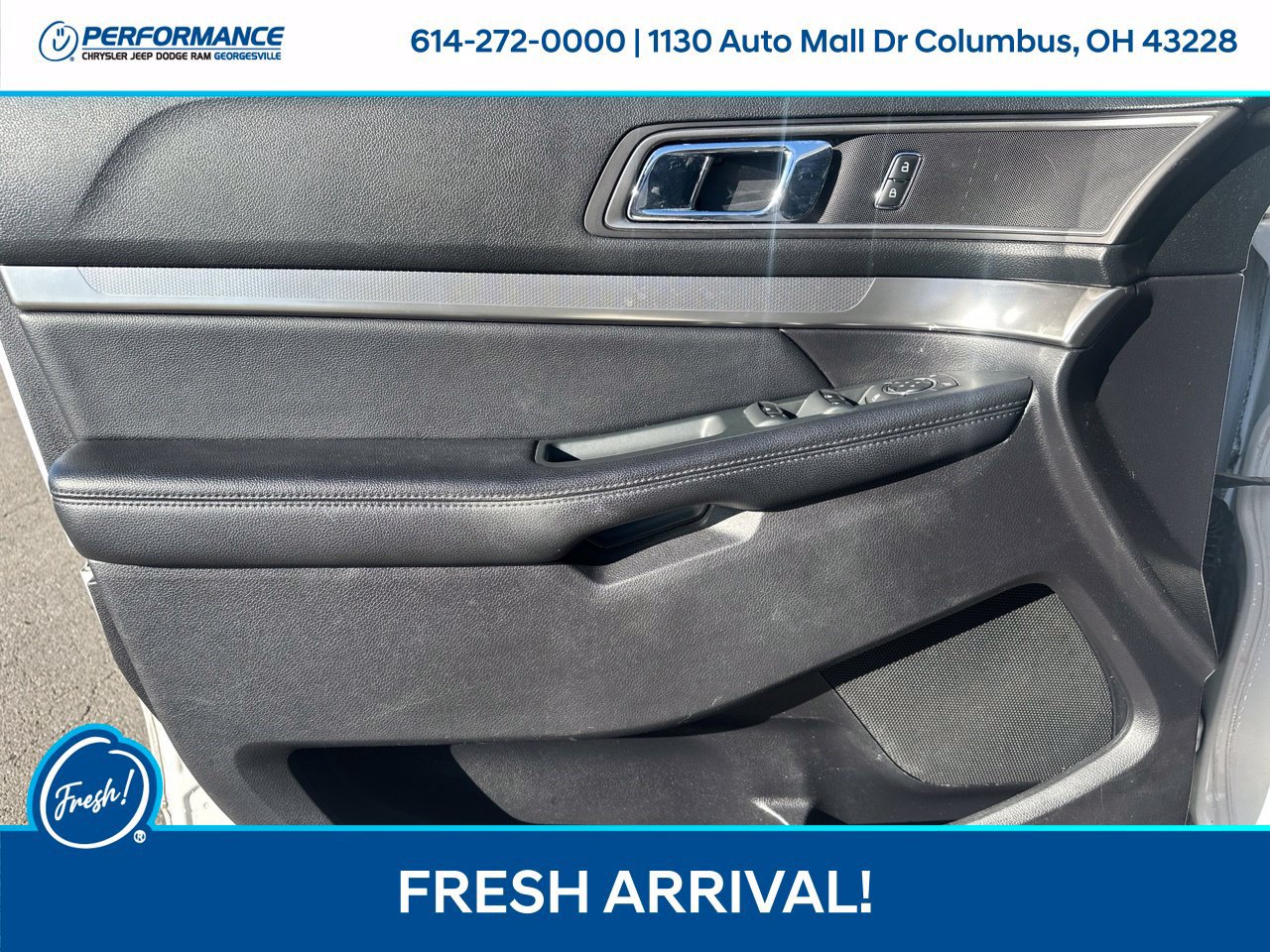 Used 2018 Ford Explorer XLT w/ Equipment Group 202A AWD/4WD image 12