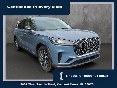 New 2026 Lincoln Aviator 2WD image 1