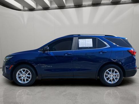 Used 2022 Chevrolet Equinox LT AWD/4WD image 2