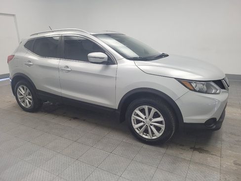 Used 2018 Nissan Rogue Sport SV image 11