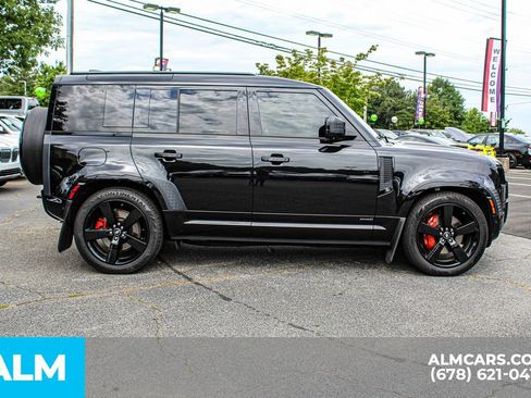 Used 2025 Land Rover Defender 110 X AWD/4WD image 8