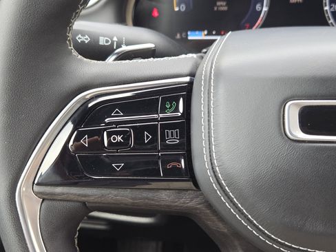 Used 2023 Jeep Grand Cherokee L Overland image 31