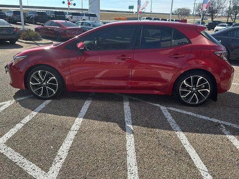 Used 2021 Toyota Corolla XSE image 6