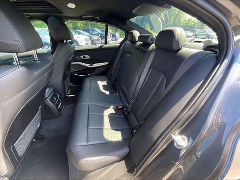 Used 2021 BMW 330i xDrive Sedan w/ Premium Package AWD/4WD image 25