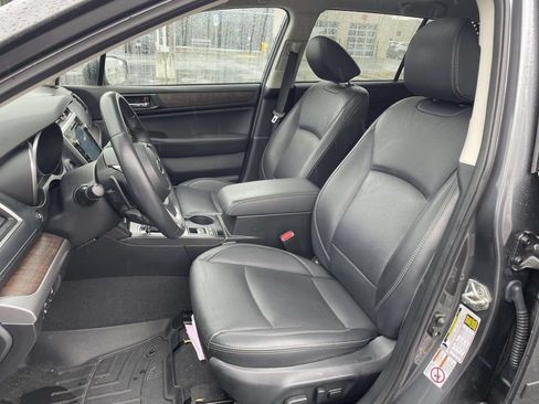 Used 2019 Subaru Outback 2.5i Limited AWD/4WD image 8