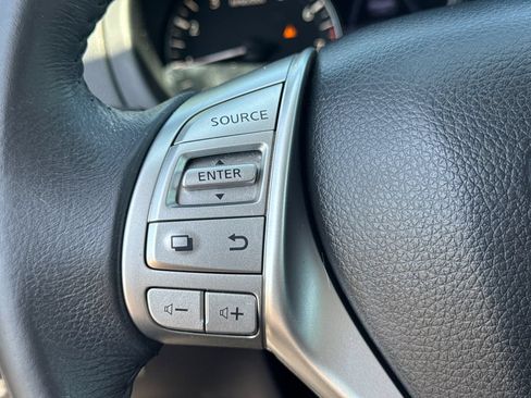 Used 2017 Nissan Altima 2.5 SV FWD image 26