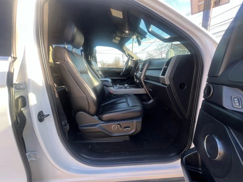 Used 2019 Ford Expedition XLT w/ Equipment Group 201A image 34