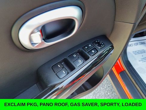 Used 2015 Kia Soul ! w/ Sun & Sound Package FWD image 14