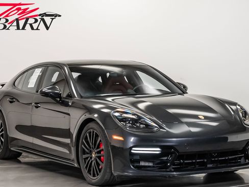 Used 2020 Porsche Panamera GTS image 7