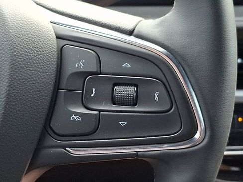 Used 2024 Buick Envista Avenir FWD image 21