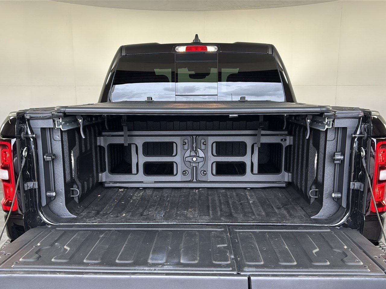 Used 2026 RAM 1500 Rebel w/ G/T Package AWD/4WD image 28
