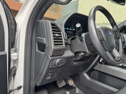 Used 2018 Ford F150 XLT w/ Equipment Group 302A Luxury image 18