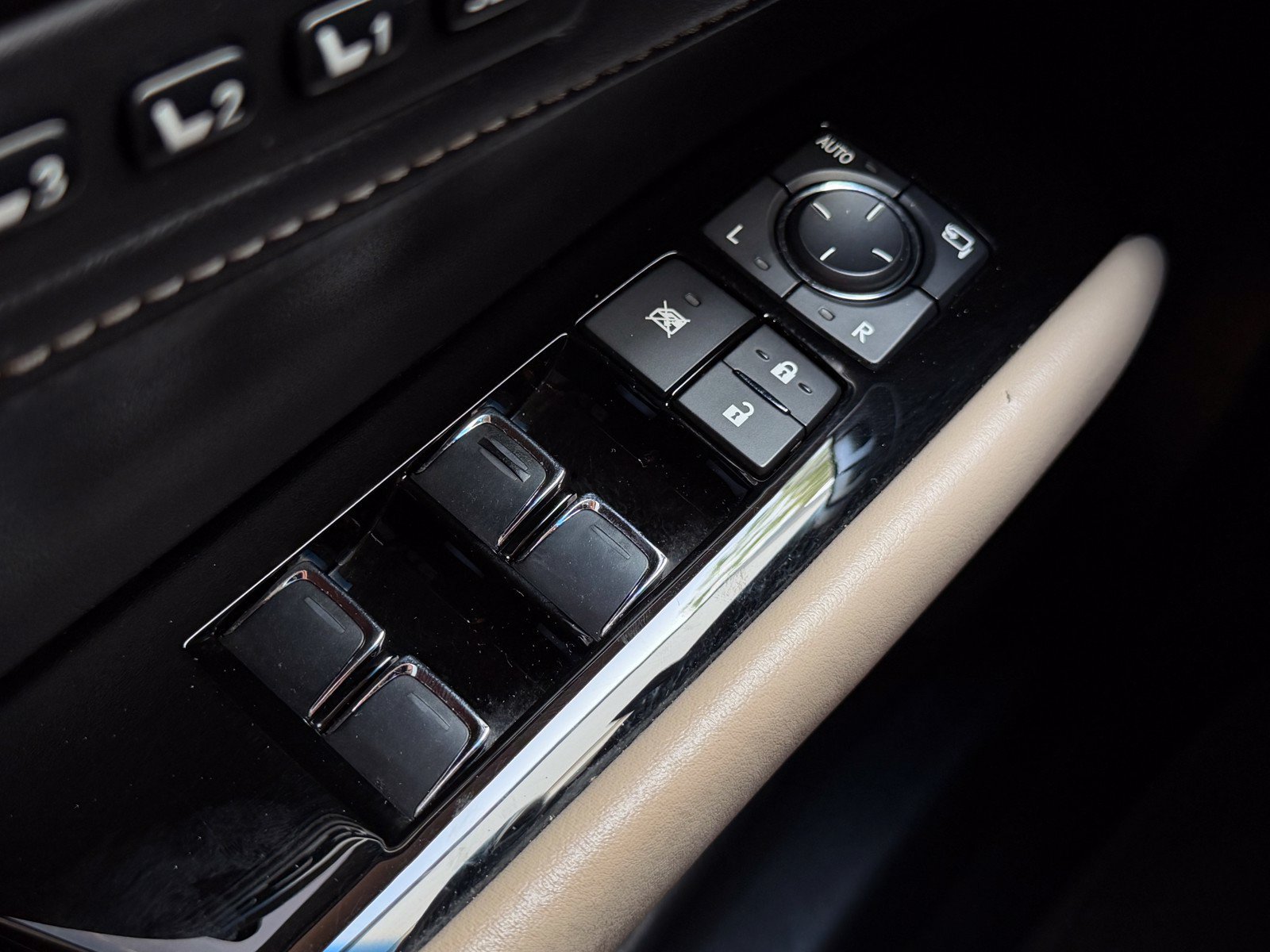 Used 2016 Lexus GS 200t w/ Premium Package RWD image 22