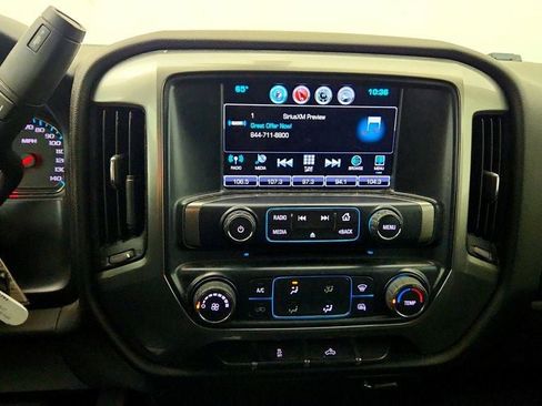 Used 2018 Chevrolet Silverado 1500 LT AWD/4WD image 15