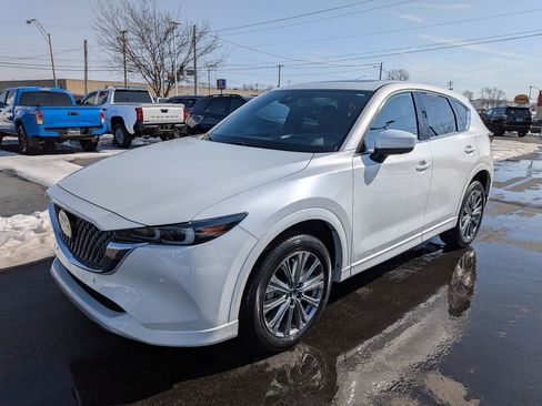 Used 2025 MAZDA CX-5 Signature image 3