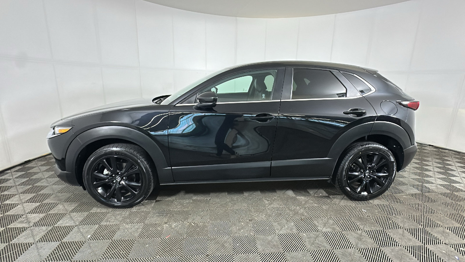 Used 2024 MAZDA CX-30 AWD 2.5 S w/ Select Sport Pkg image 6