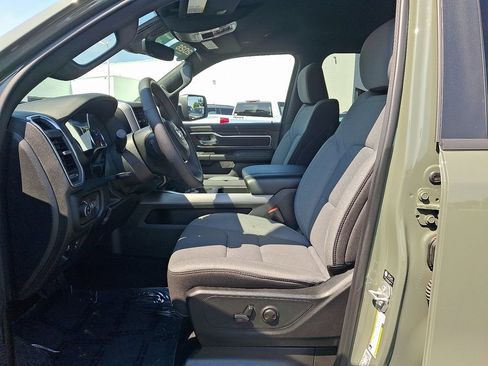 Used 2026 RAM 1500 Big Horn AWD/4WD image 14