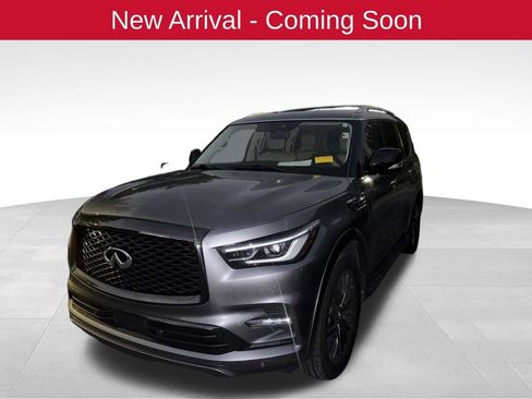 Used 2021 INFINITI QX80 Premium Select w/ All-Season Package RWD image 2