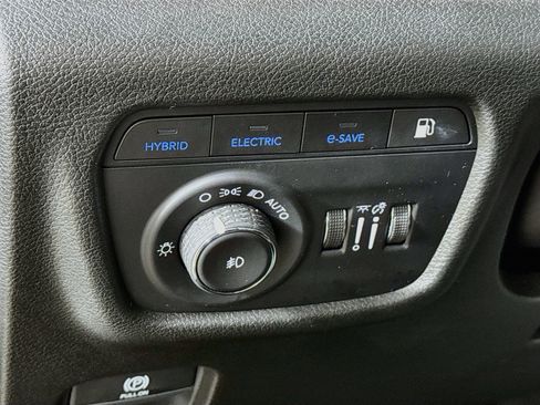 Used 2024 Jeep Grand Cherokee Limited 4xe AWD/4WD image 15
