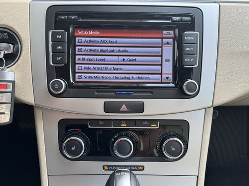 Used 2012 Volkswagen CC Sport image 8