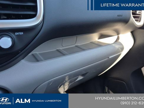 New 2026 Hyundai Venue SEL FWD image 34
