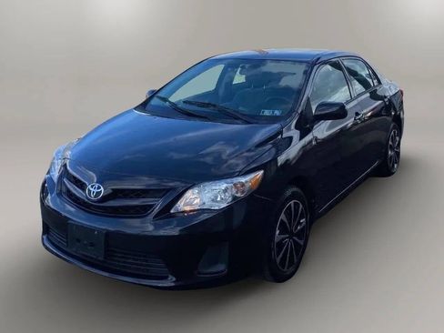 Used 2012 Toyota Corolla LE image 3