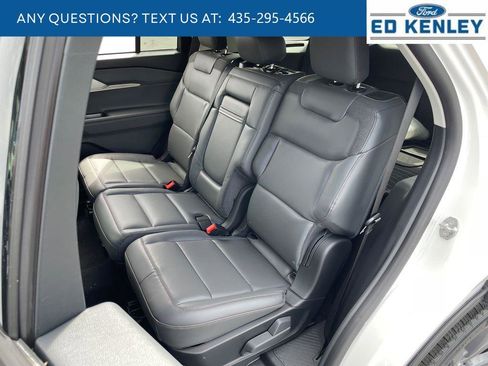 New 2026 Ford Explorer Active image 5