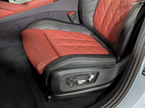 New 2026 BMW X6 xDrive40i image 16