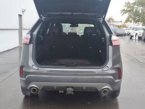 Used 2021 Ford Edge Titanium w/ Equipment Group 301A image 7