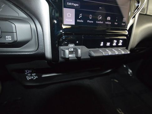 Used 2026 RAM 2500 Big Horn AWD/4WD image 37