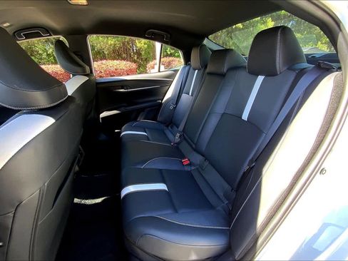 Used 2025 Toyota Camry SE FWD image 20