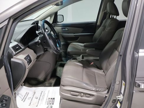 Used 2012 Honda Odyssey EX-L image 11