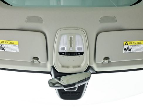 Used 2023 Volvo XC60 B5 Ultimate w/ Protection Package Premier FWD image 21