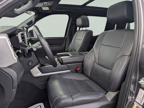 Used 2023 Toyota Tundra Platinum image 12