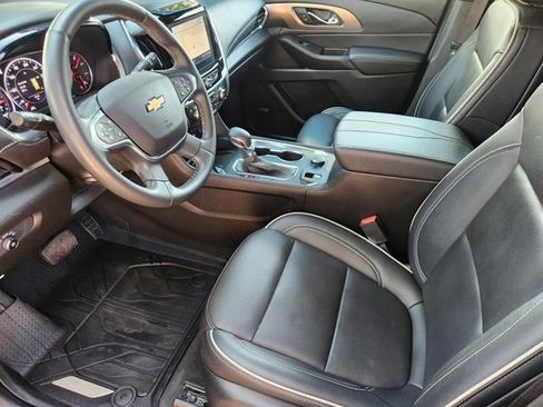 Used 2023 Chevrolet Traverse Premier w/ LPO, Floor Liner Package image 4