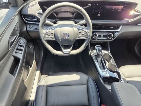 Certified 2025 Buick Envista Sport Touring w/ Convenience I Package FWD image 14