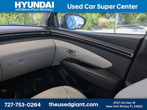 Certified 2024 Hyundai Tucson Limited FWD image 21