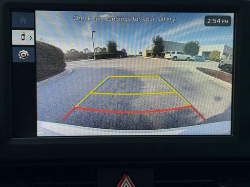 New 2025 Hyundai Elantra Sport image 17