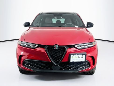 Used 2024 Alfa Romeo Tonale Veloce AWD/4WD image 2