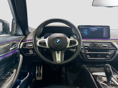 Used 2023 BMW 530e xDrive w/ Executive Package AWD/4WD image 24