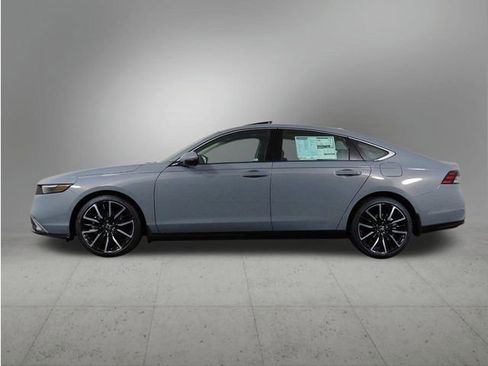 New 2026 Honda Accord Touring image 2