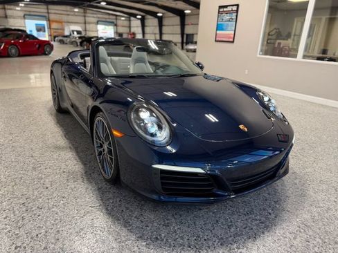 Used 2017 Porsche 911 Carrera S RWD image 14