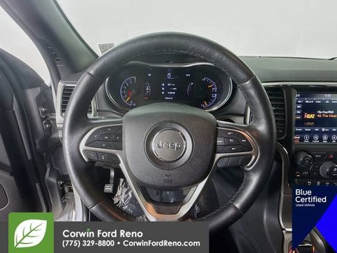 Used 2018 Jeep Grand Cherokee Altitude AWD/4WD image 14
